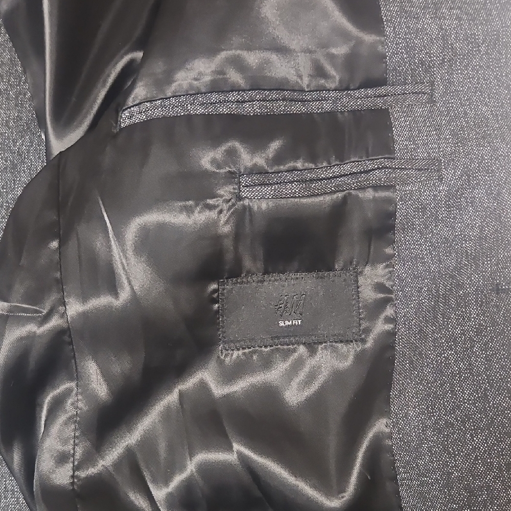 H&M Black and Gray Blazer